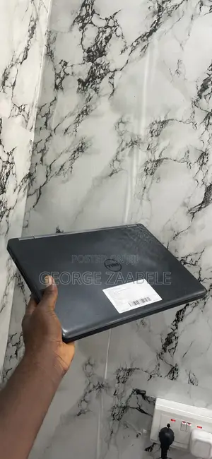 Laptop Dell Latitude 14 E5450 8GB Intel Core i5 SSD 256GB