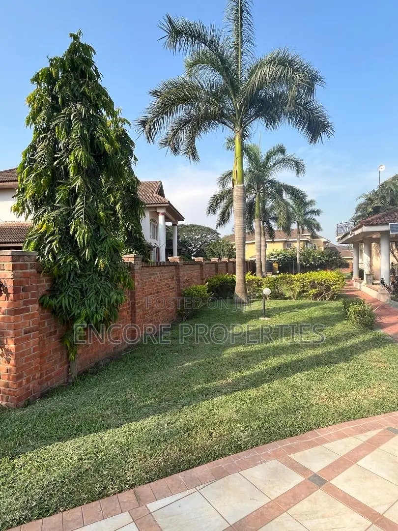 5bdrm House in Trassaco Phase 1, East Legon for rent
