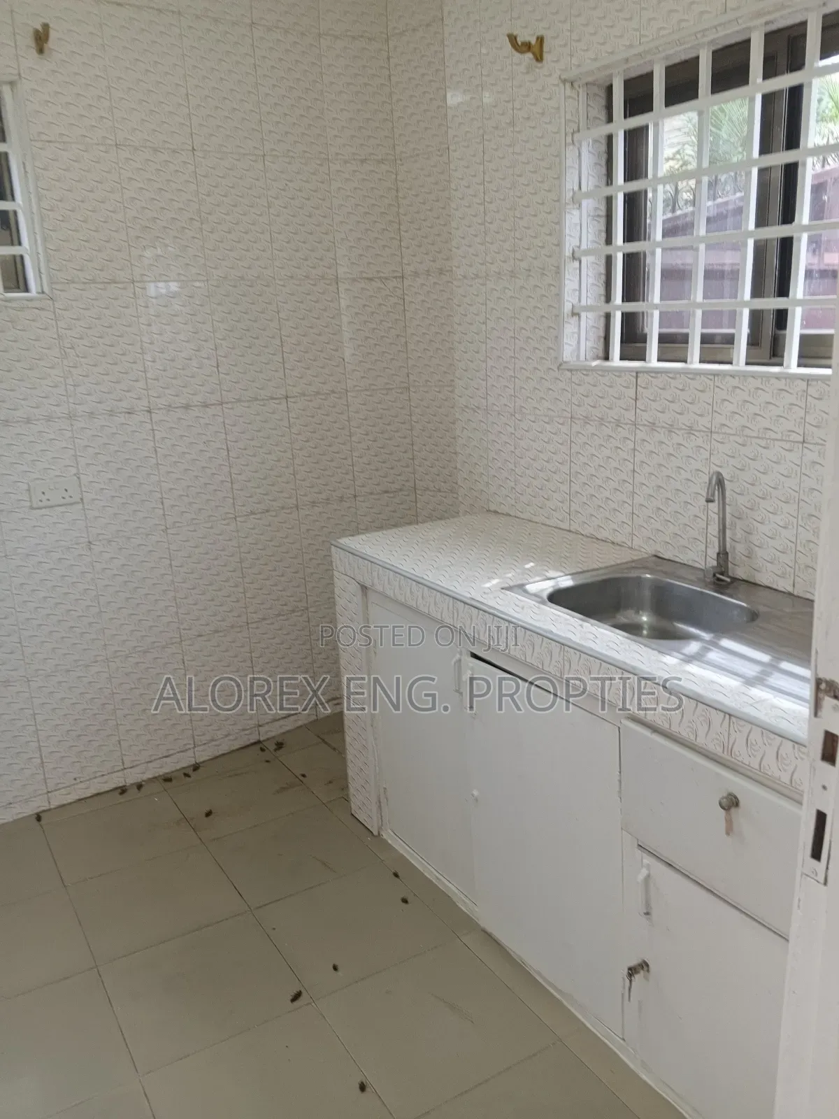 1bdrm Apartment in 2 Air Con, 6 Mnths, Frafraha for rent