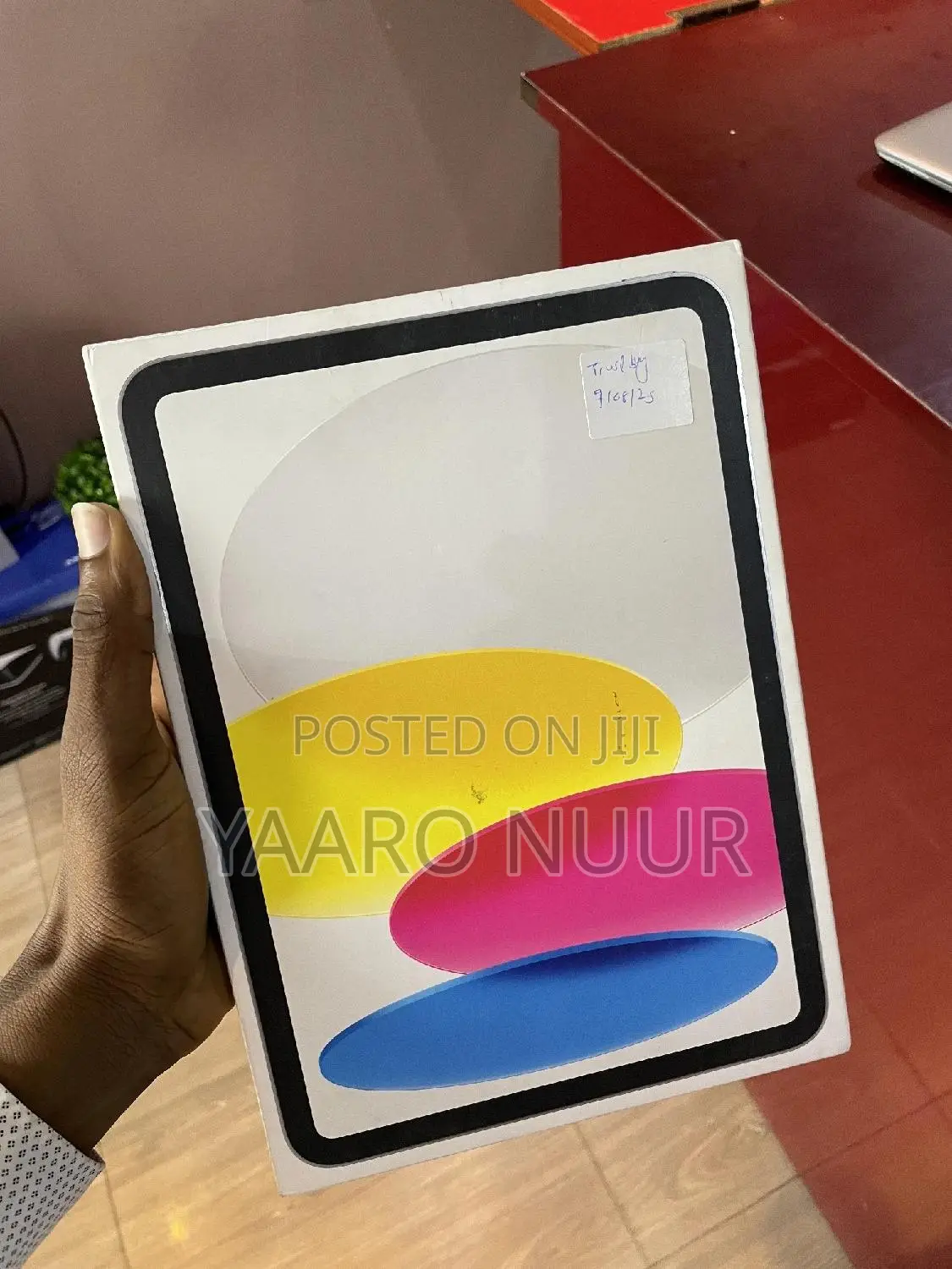New Apple iPad (2025) 128 GB Silver
