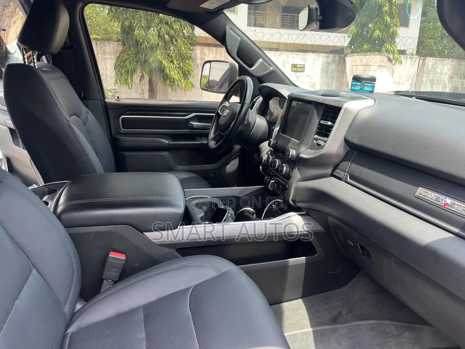 RAM 1500 Lone Star Crew Cab 6.3 ft SB 2023 Gray