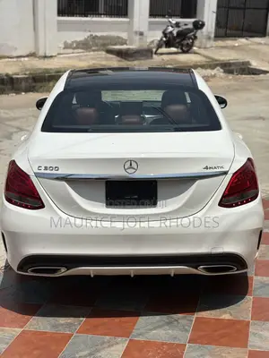 Mercedes-Benz C300 2016 White
