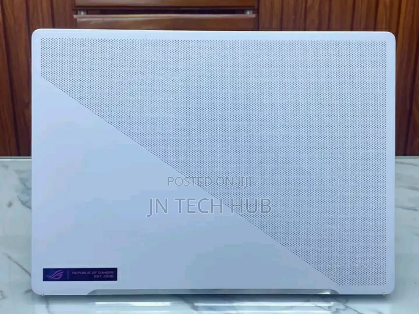 New Laptop Asus ZenBook UX510UW 16GB AMD Ryzen 9 SSD 1T