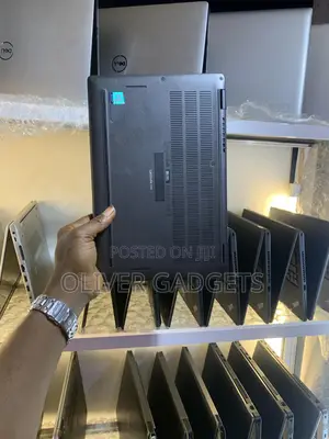 Laptop Dell Latitude 7310 16GB Intel Core i5 SSD 256GB