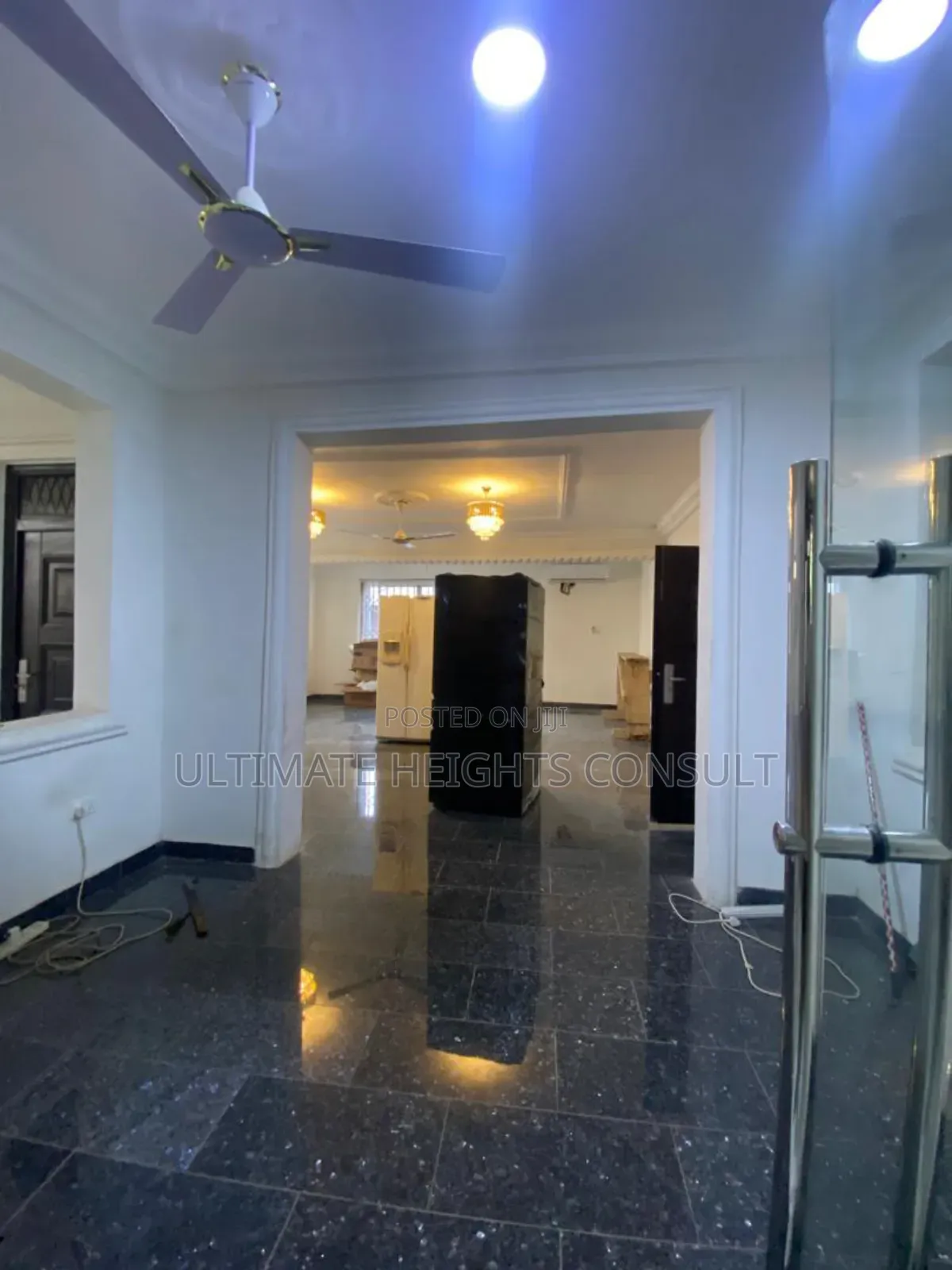 8bdrm House in Kwabenya Abuom for rent