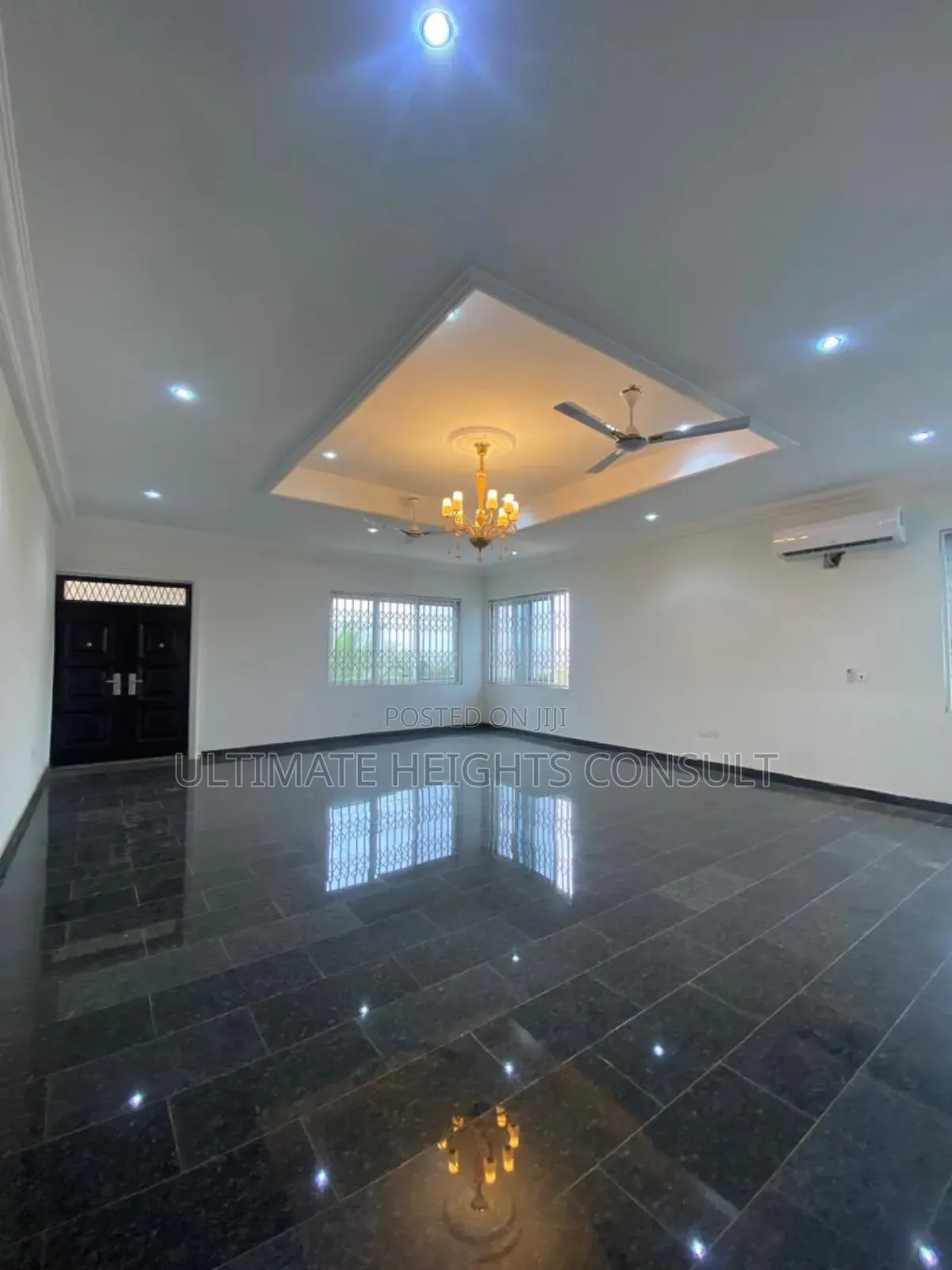 8bdrm House in Kwabenya Abuom for rent