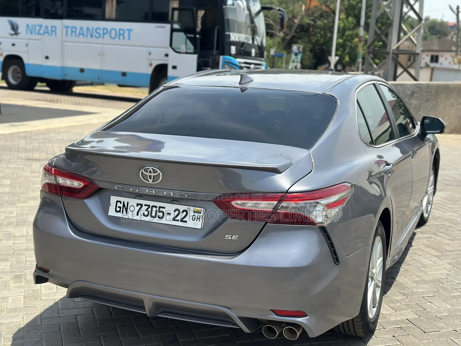 Toyota Camry SE (2.5L 4cyl 8A) 2019 Gray
