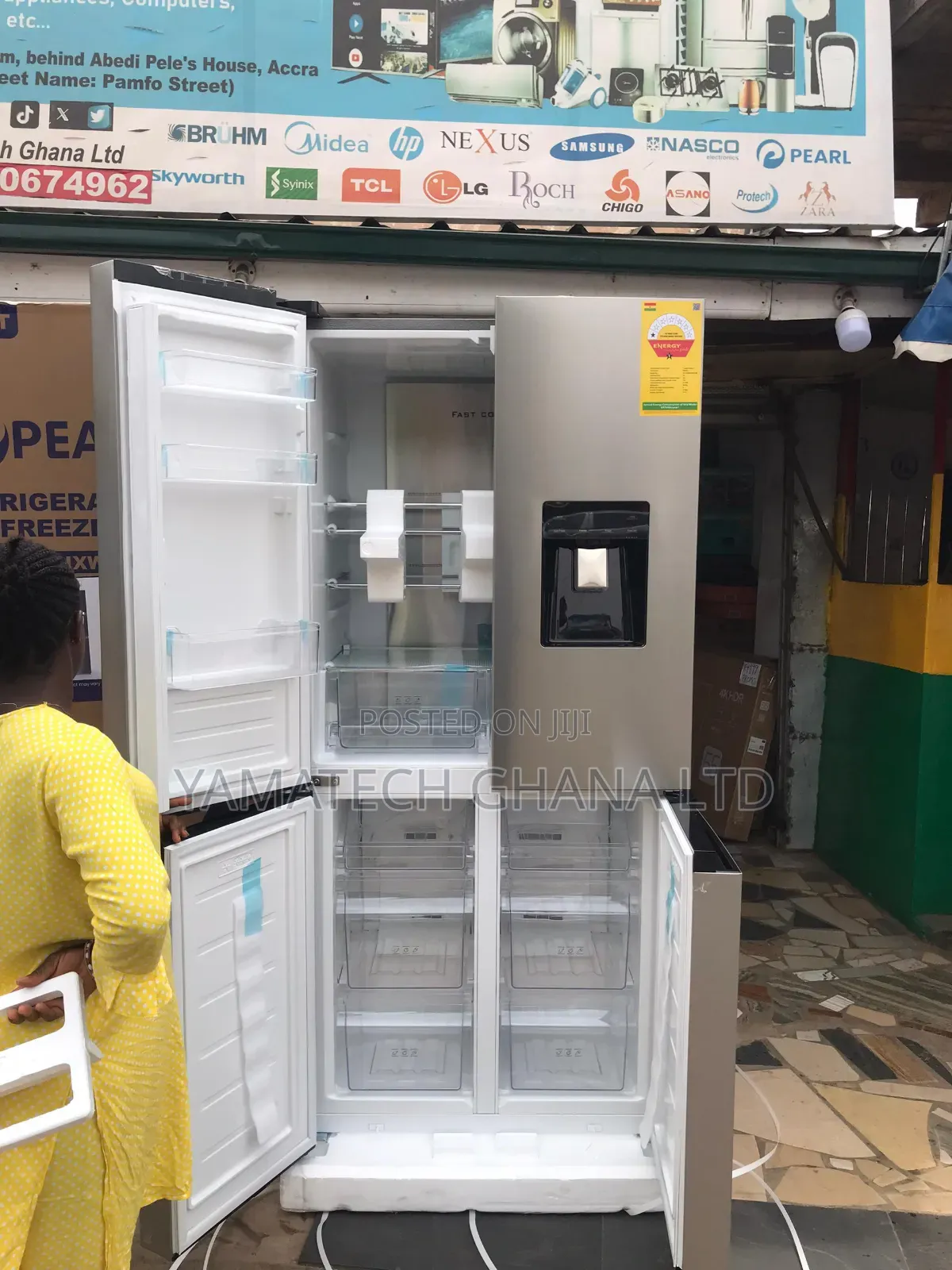 Large Capacity Pearl 482litre French Door Refrigerator With Dispenser
