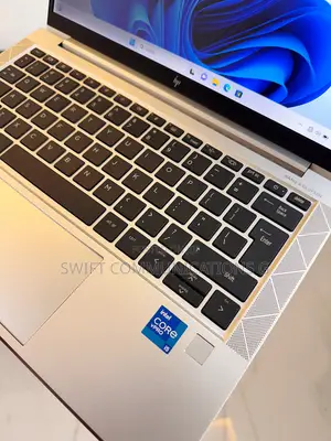 Laptop HP EliteBook 830 8GB Intel Core i5 SSD 256GB