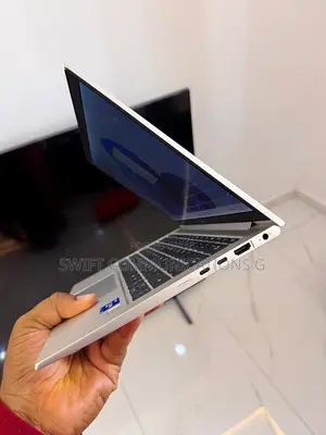 Laptop HP EliteBook 830 8GB Intel Core i5 SSD 256GB