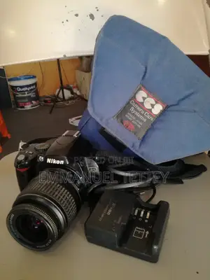 Nikon D40 With Bag and Charger for Sale