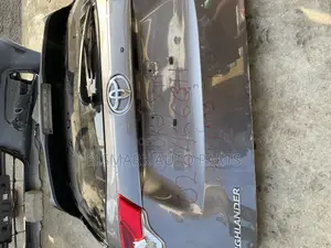Toyota Highlander 2016-2017-2018-2019 Boot Complete