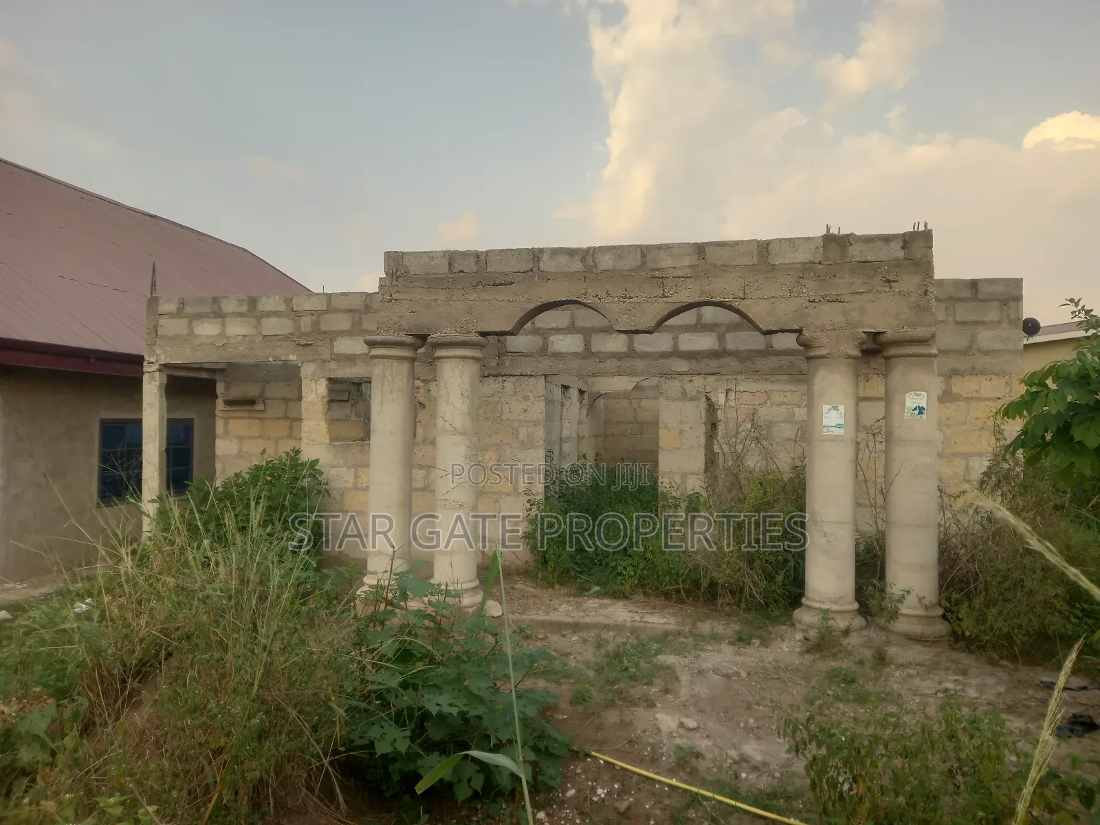 4 Bedrooms House for Sale at Kenyasi Adesina