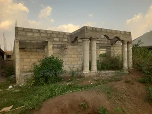 4 Bedrooms House for Sale at Kenyasi Adesina