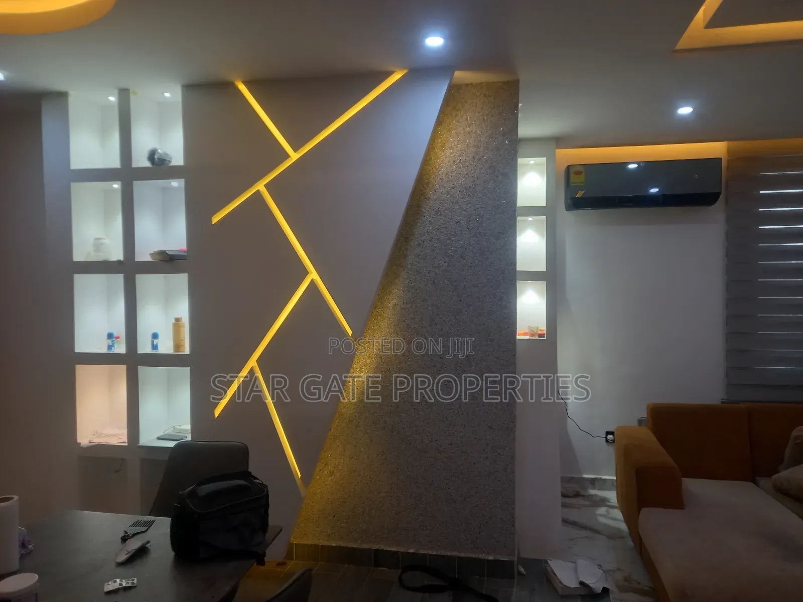 4bdrm House in Kwabre Adesina, Kumasi Metropolitan for sale