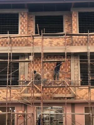 Champion Bricks