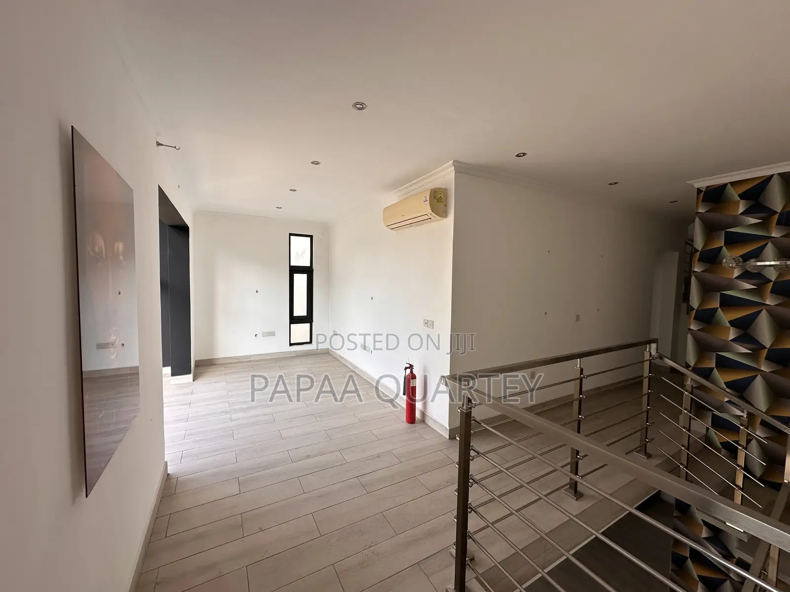 4bdrm Townhouse/Terrace in Cantonments for sale