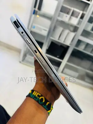 Laptop Dell Latitude 7420 16GB Intel Core i7 SSD 256GB