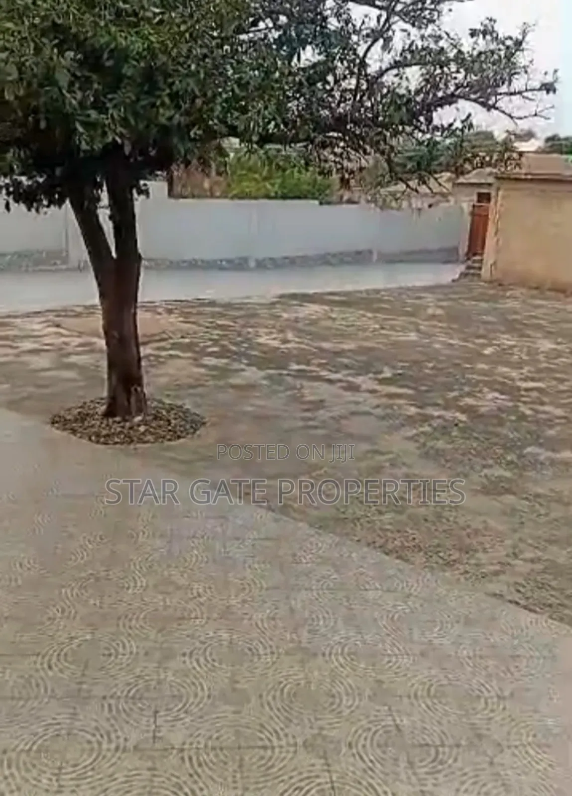 5bdrm House in Tafo Government, Kumasi Metropolitan for sale