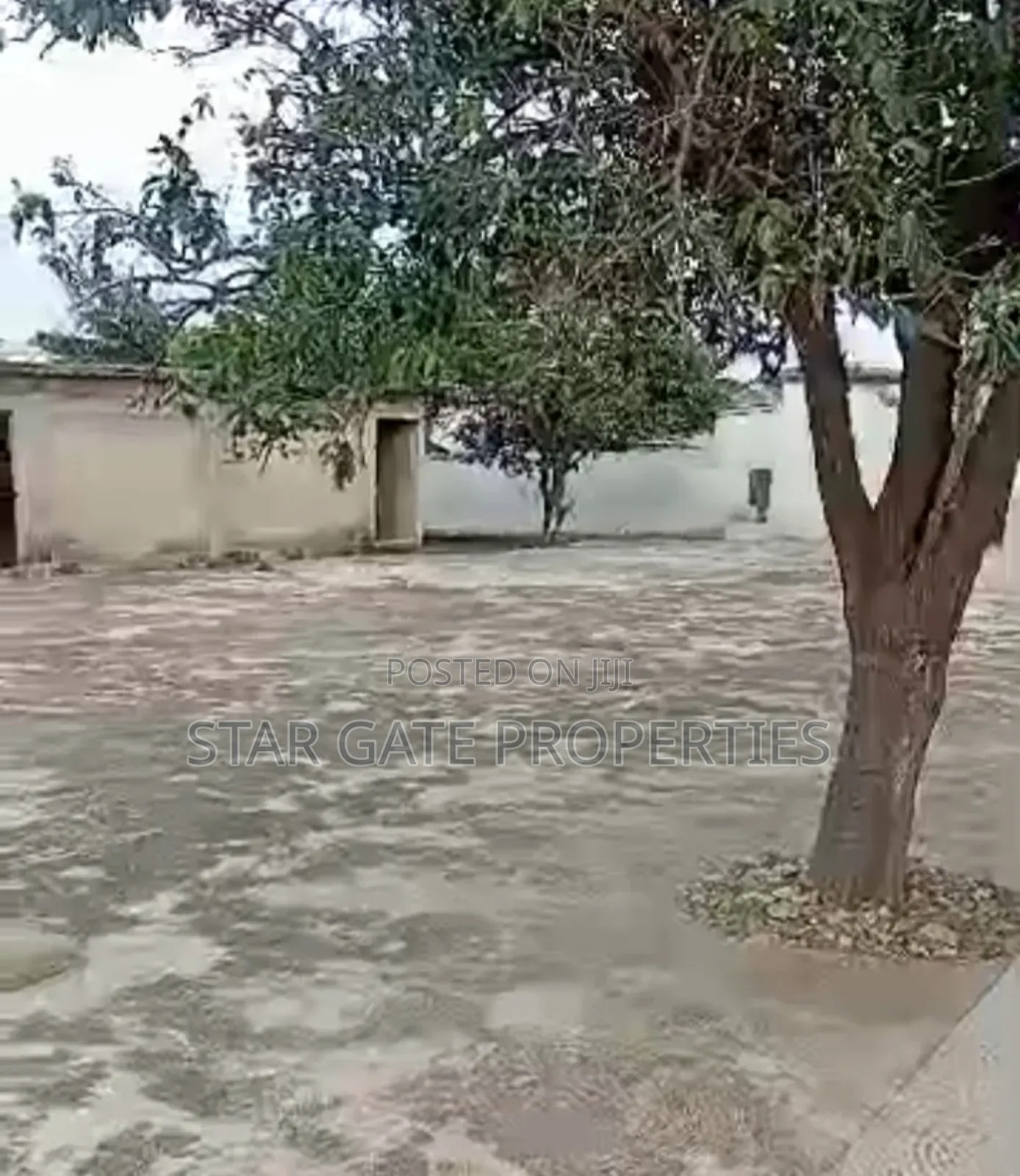5bdrm House in Tafo Government, Kumasi Metropolitan for sale