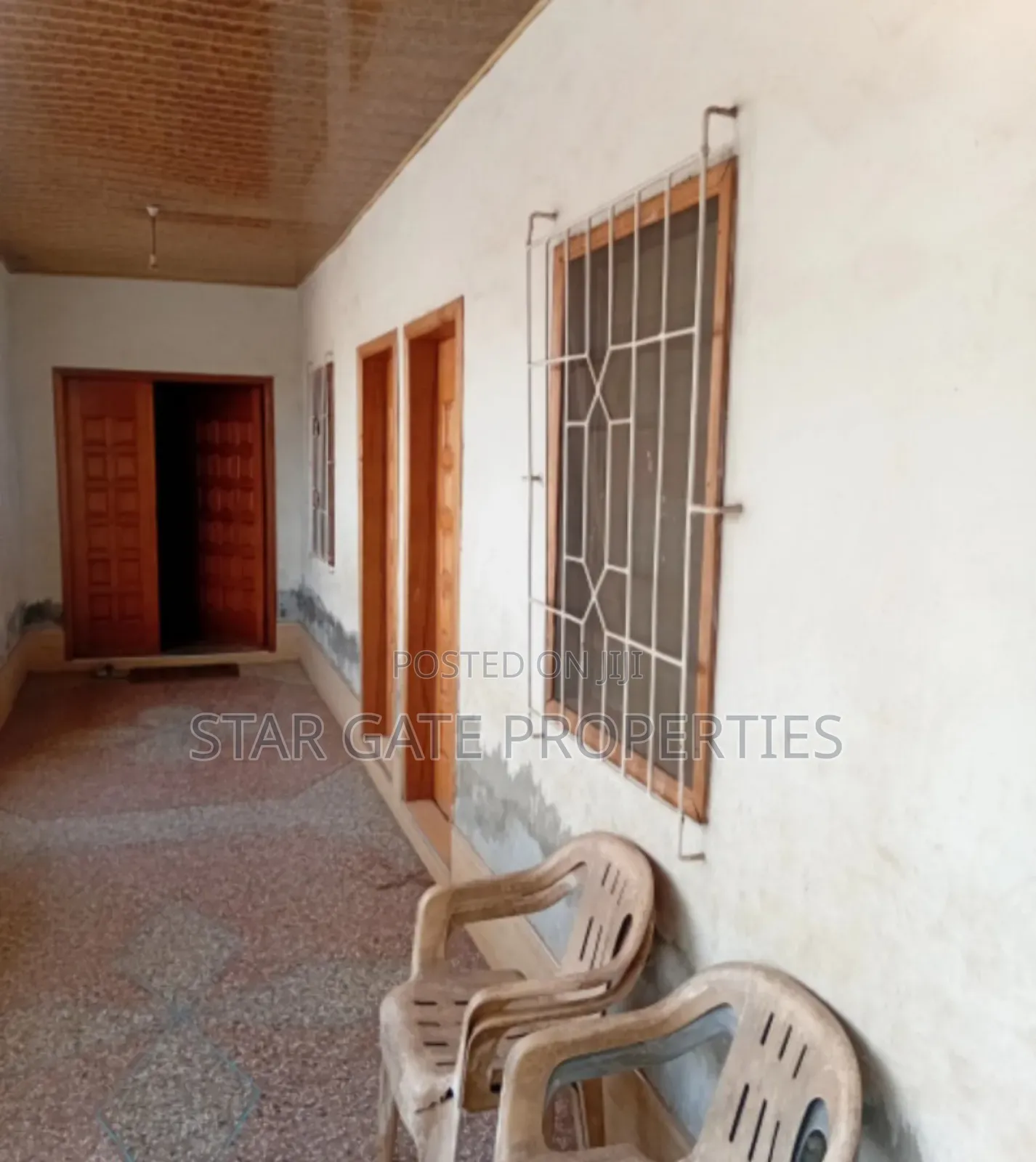 5bdrm House in Tafo Government, Kumasi Metropolitan for sale