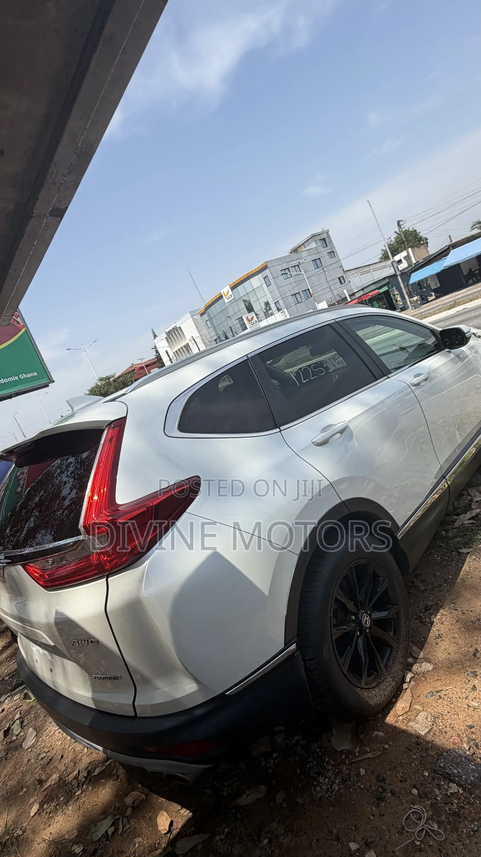 Honda CR-V Touring AWD 2019 White