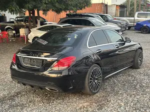 Mercedes-Benz C300 Base Sedan RWD (2.0L 4cyl 7A) 2016 Black
