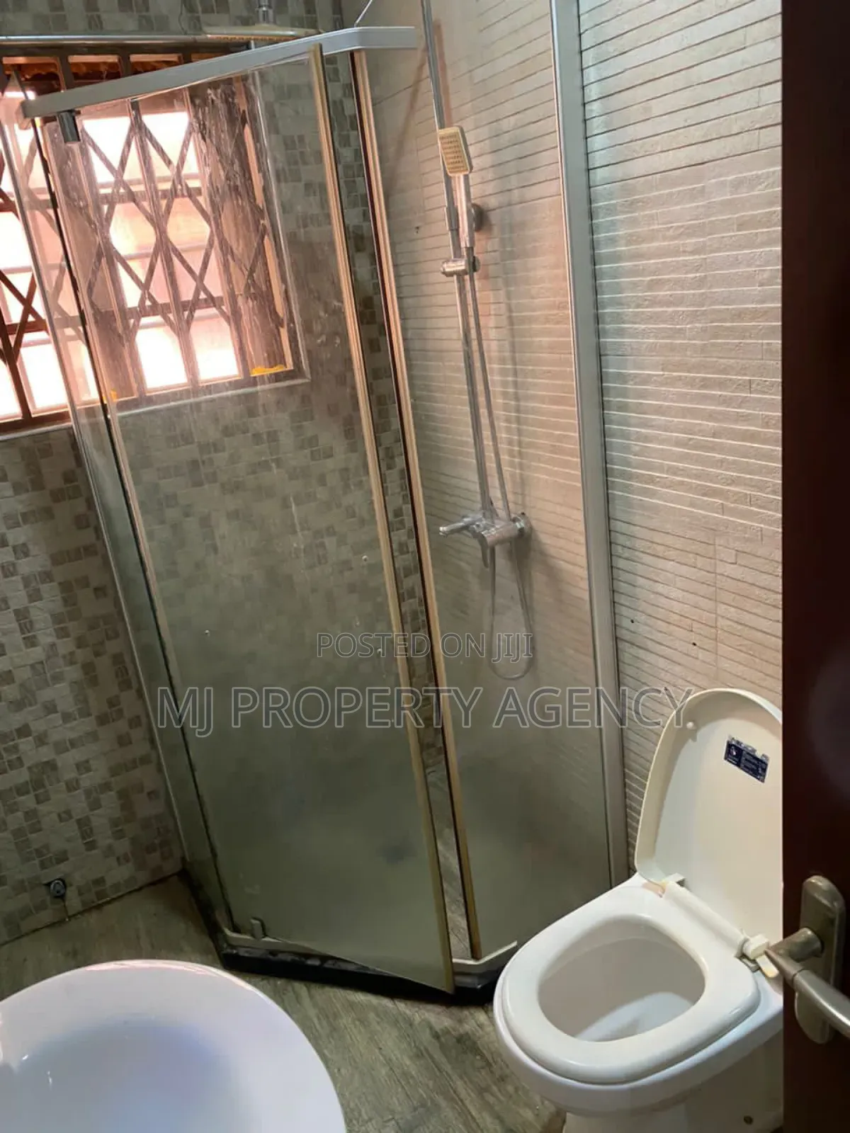 4bdrm House in Community 25 for rent
