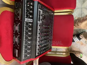 Yamaha Powerec Mixer 8 Channel