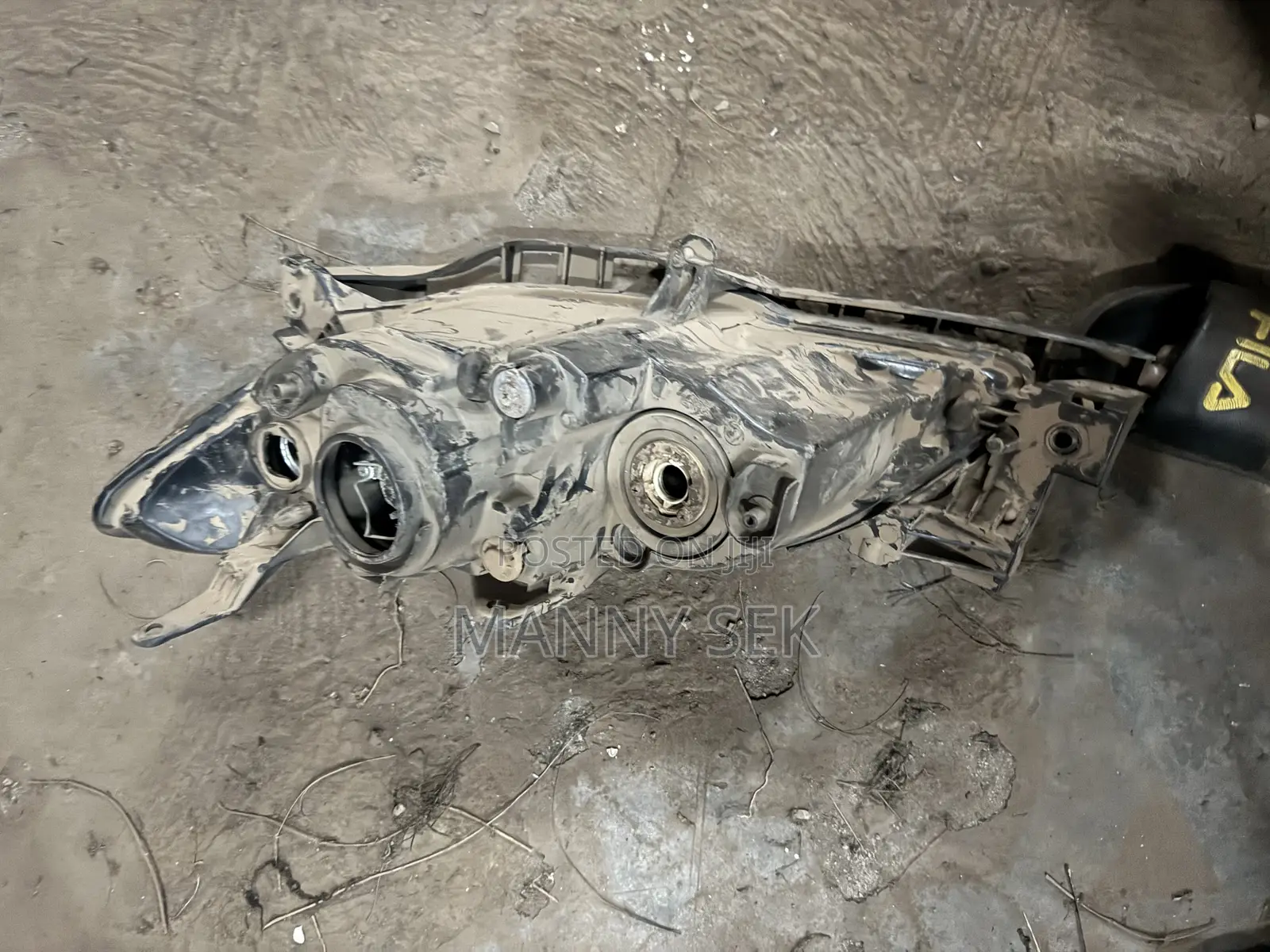 Mazda 3 Headlight Passenger Side(2003- 2008)