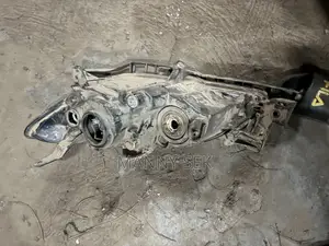 Mazda 3 Headlight Passenger Side(2003- 2008)