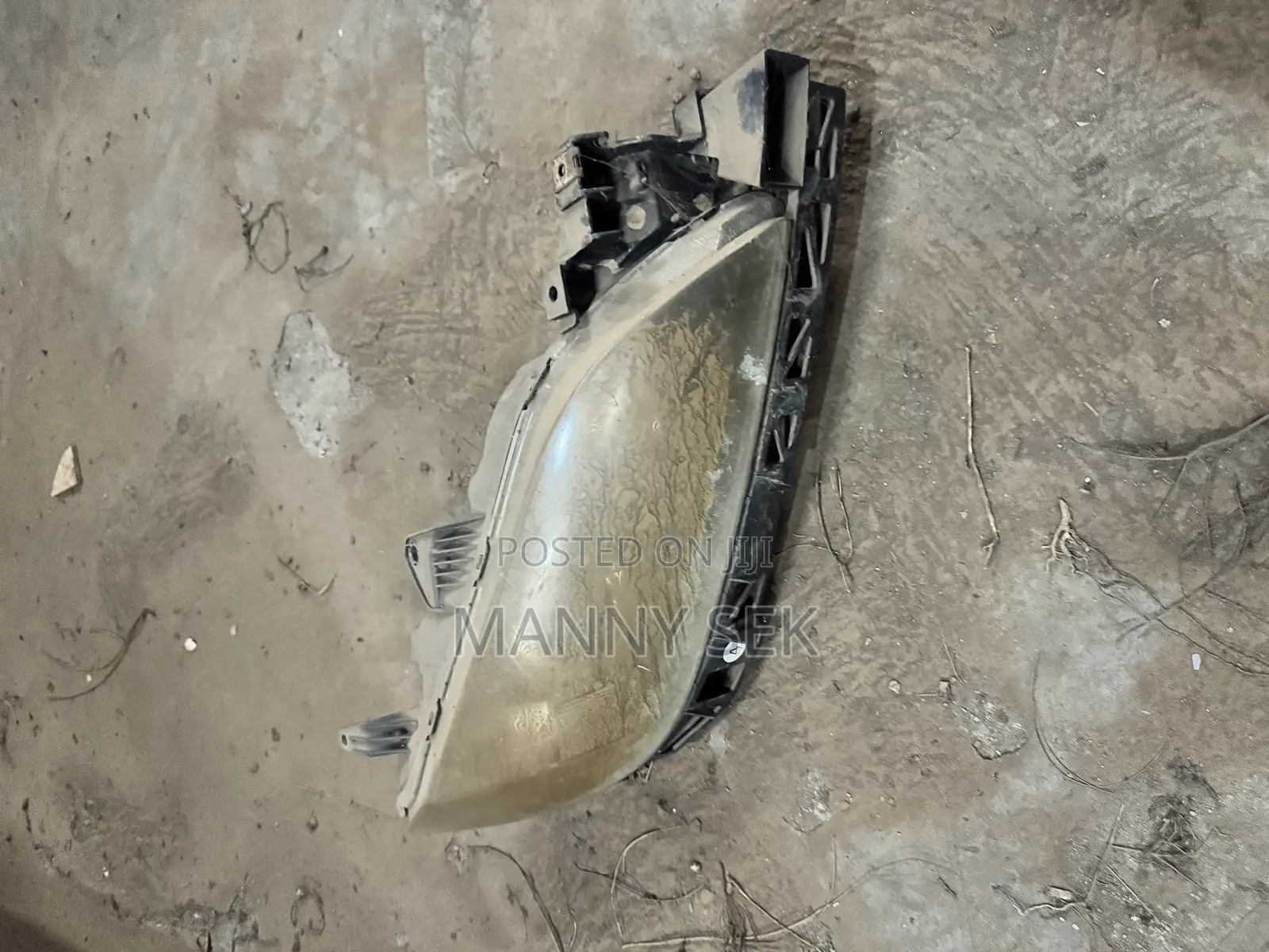 Mazda 3 Headlight Passenger Side(2003- 2008)