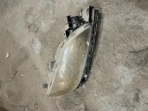 Mazda 3 Headlight Passenger Side(2003- 2008)