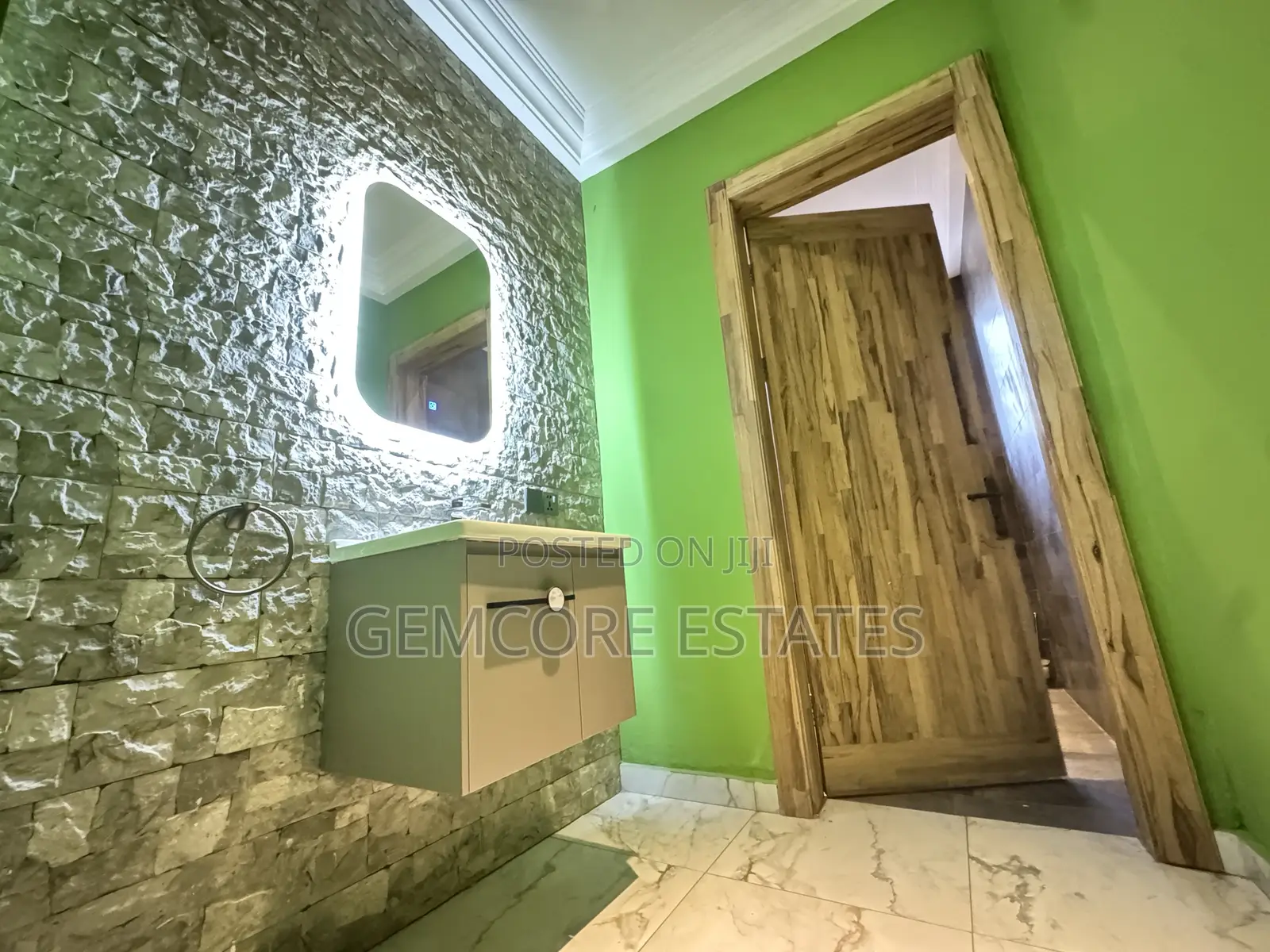 7bdrm House in East Legon Hills, Ashaley Botwe for rent