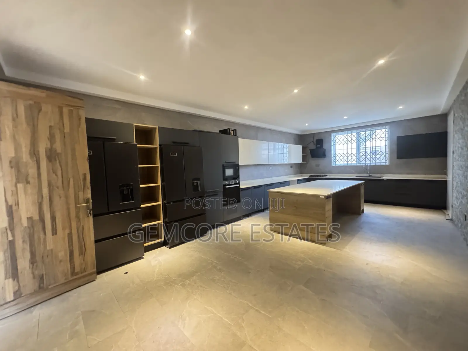 7bdrm House in East Legon Hills, Ashaley Botwe for rent