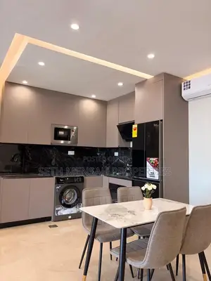 Furnished 2bdrm Apartment in Oxford Street for sale