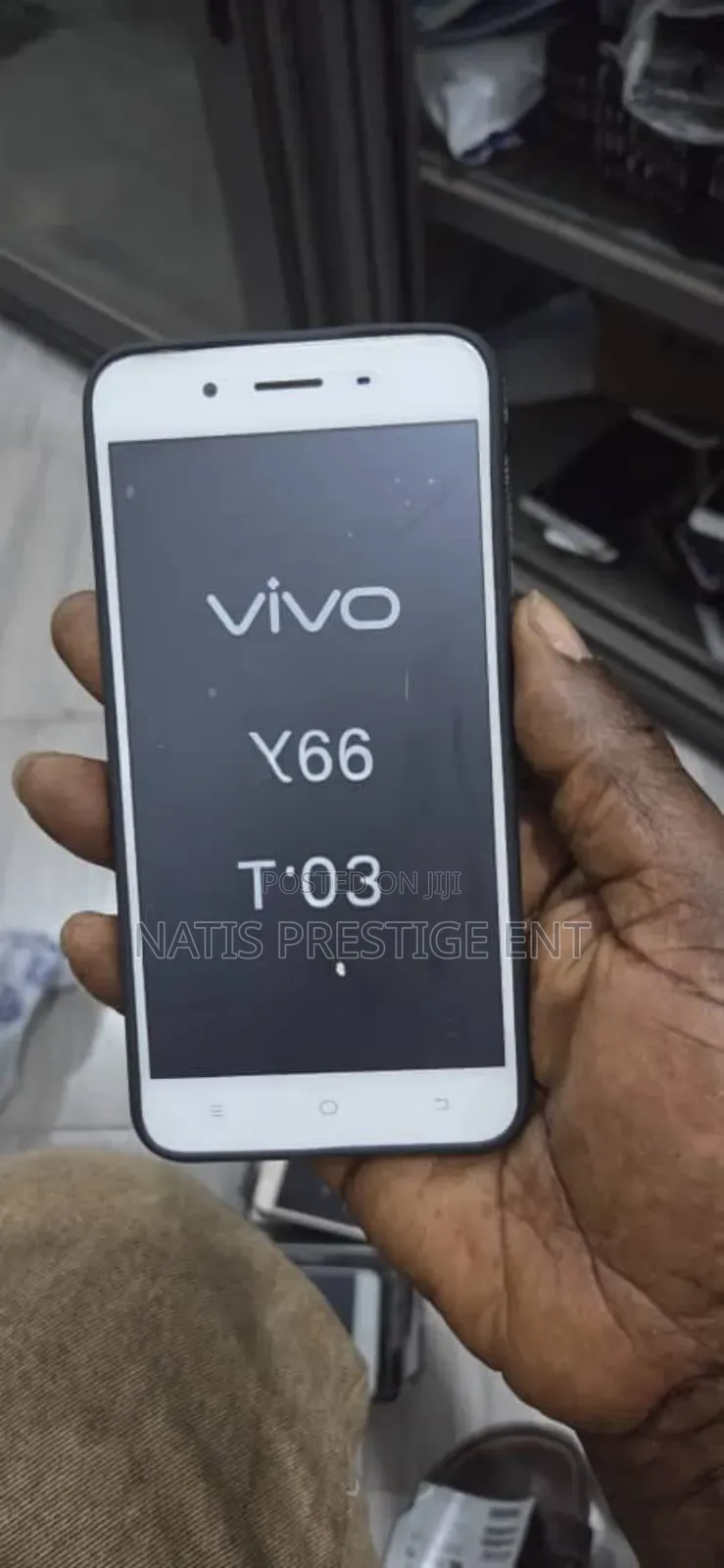 Vivo Y66i 32 GB Silver
