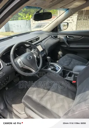 Nissan Rogue SV AWD 2016 Black