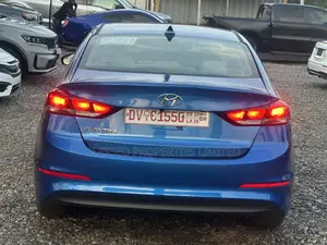 Hyundai Elantra ECO Sedan FWD (1.4L 4cyl 7A) 2017 Blue