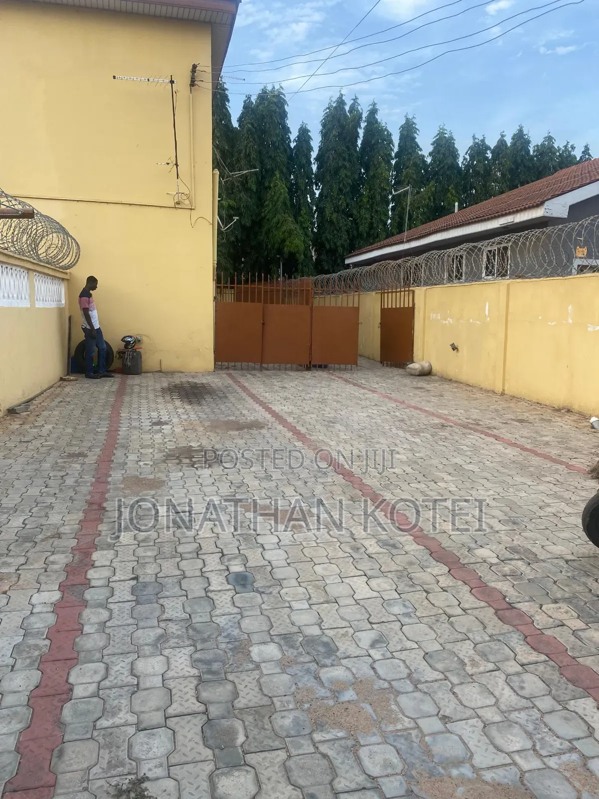 2bdrm Apartment in Baatsona Total for rent