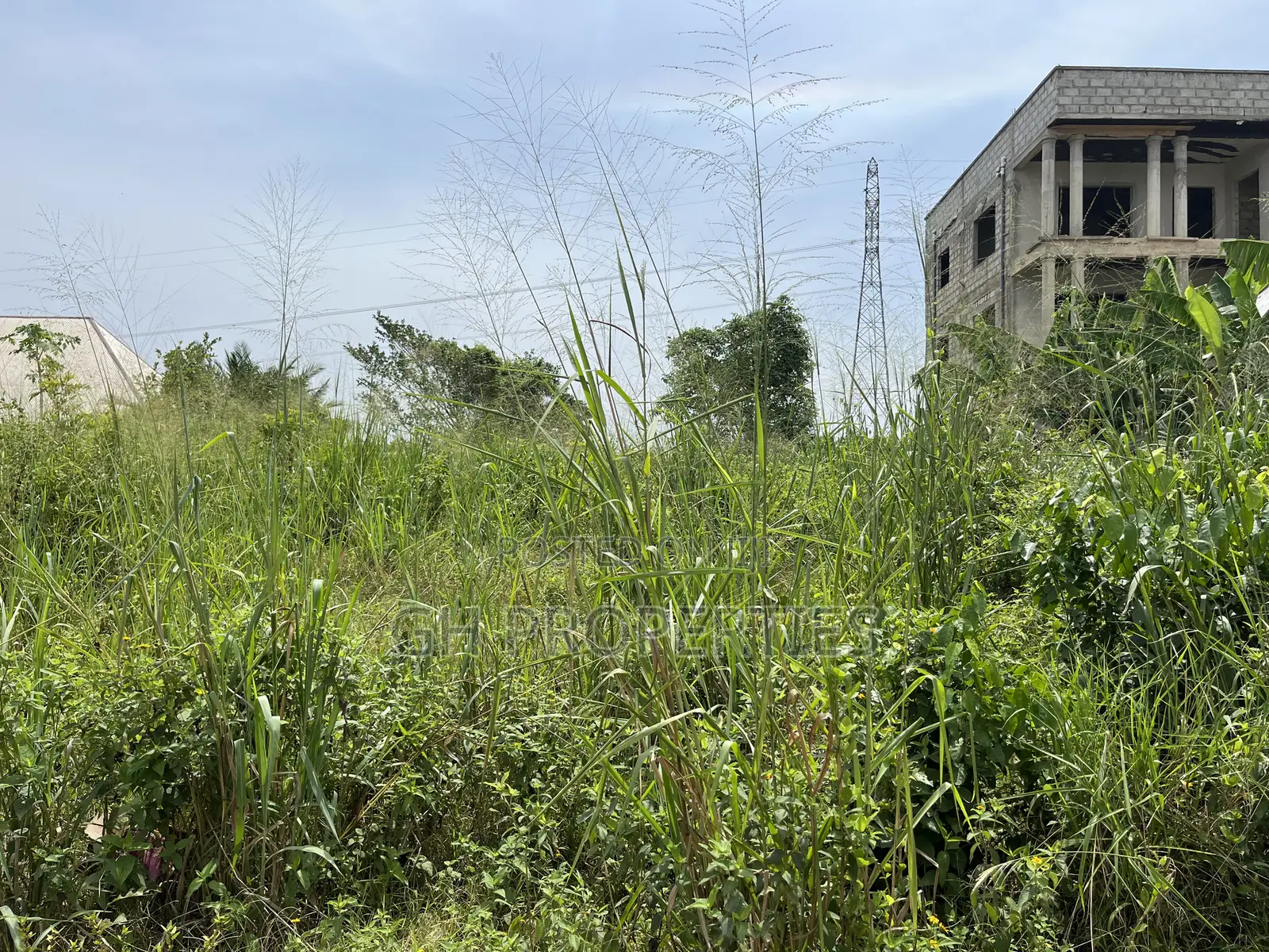 One Plot for Sale at Sokoban Afracho.