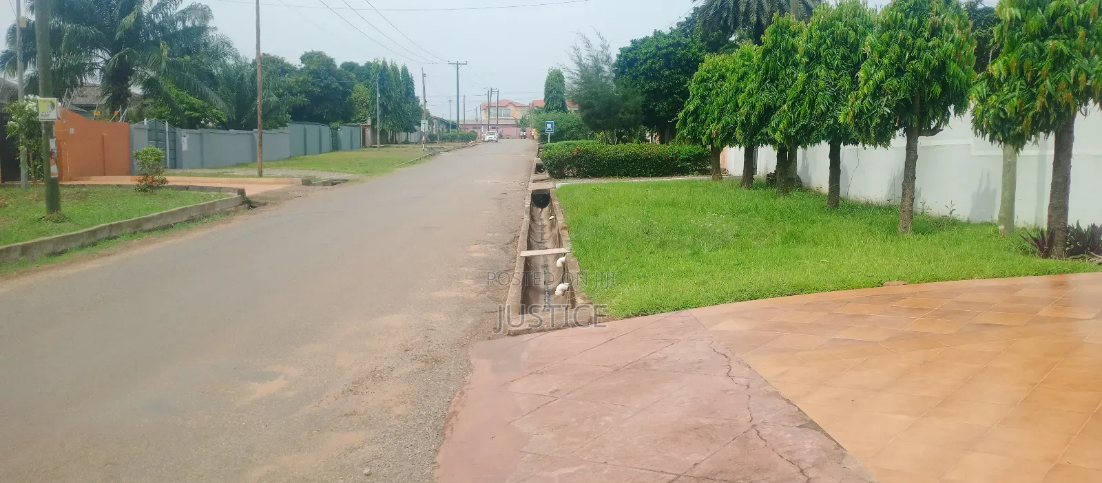 4bdrm Duplex in Cfc Estate for rent