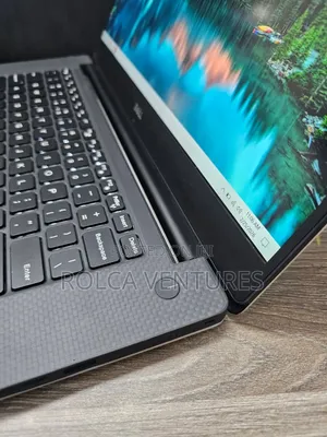 Laptop Dell Precision 5520 16GB Intel Core i7 SSD 256GB