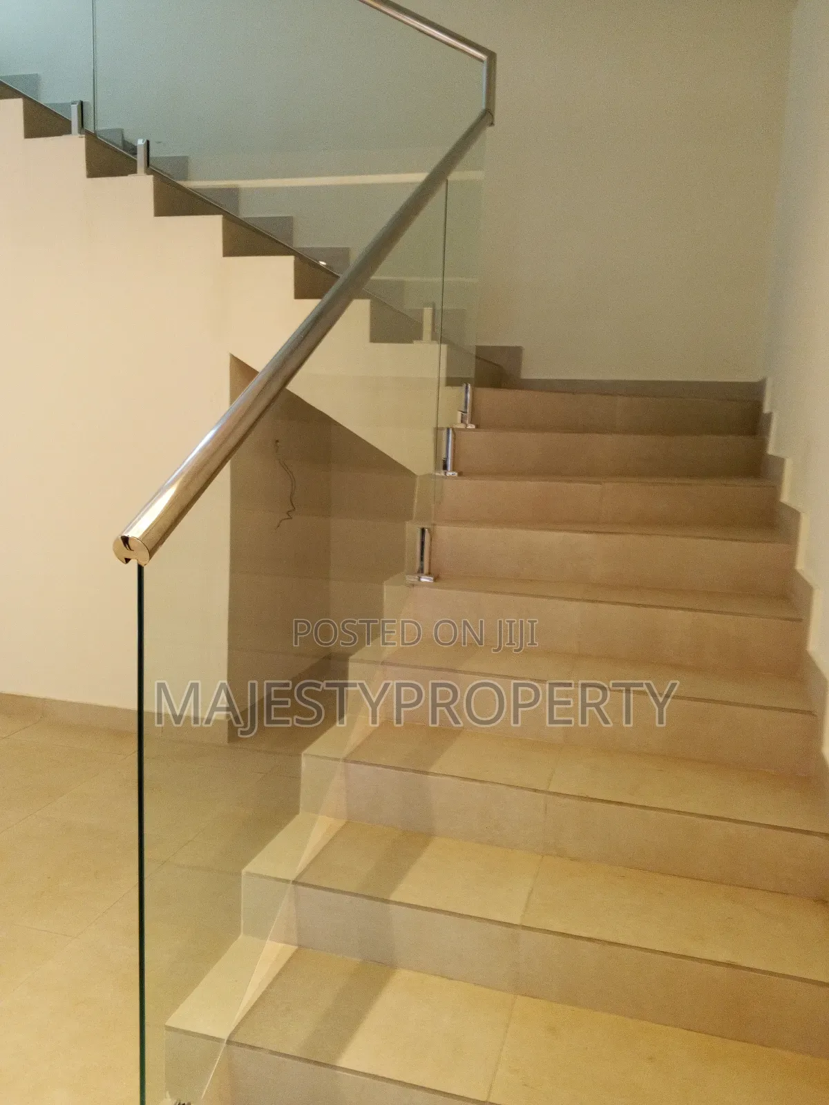 4bdrm Duplex in Hfc Estate, Baatsona Total for sale