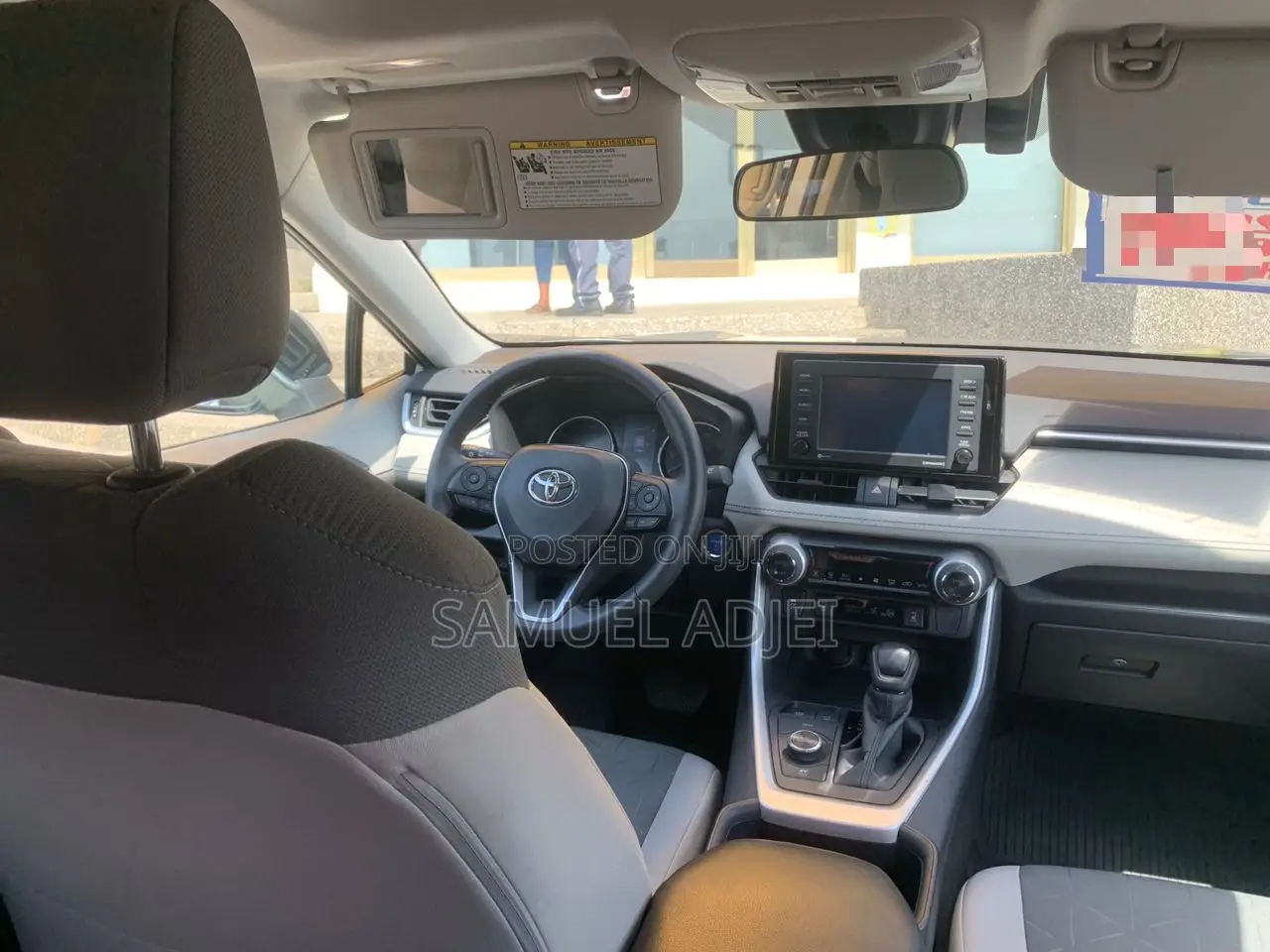 Toyota RAV4 2022 Silver
