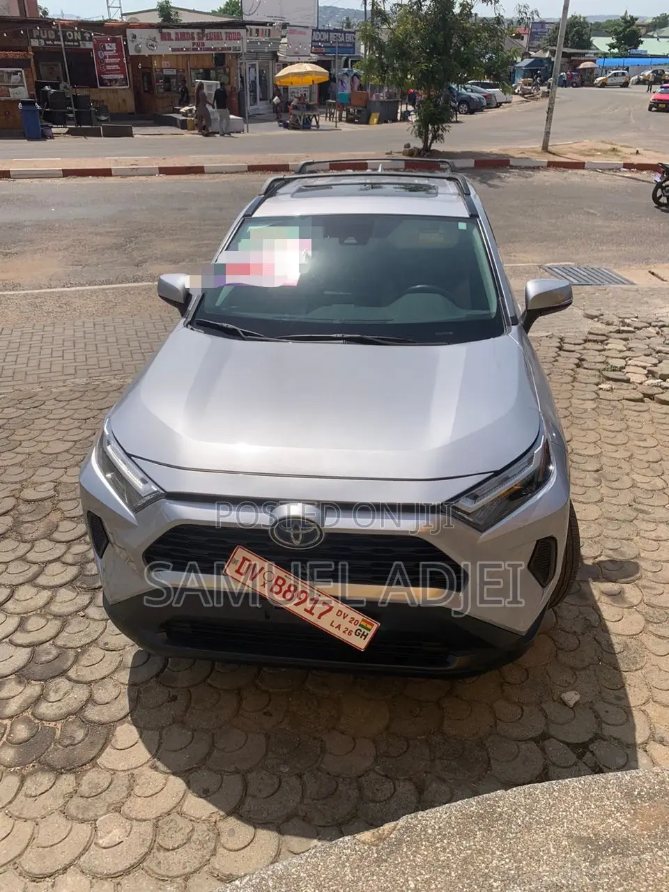Toyota RAV4 2022 Silver