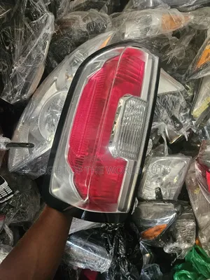 GMC Canyon 2022 Driver Side