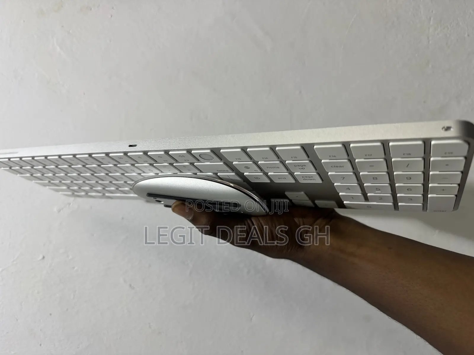 Apple Keyboard and Mouse 2 Touch Id