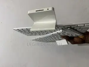 Apple Keyboard Dock iPad