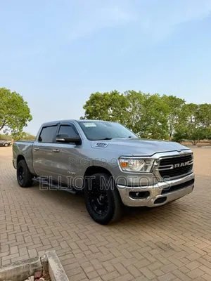 Dodge RAM 1500 5.7 Petrol RWD 2019 Silver